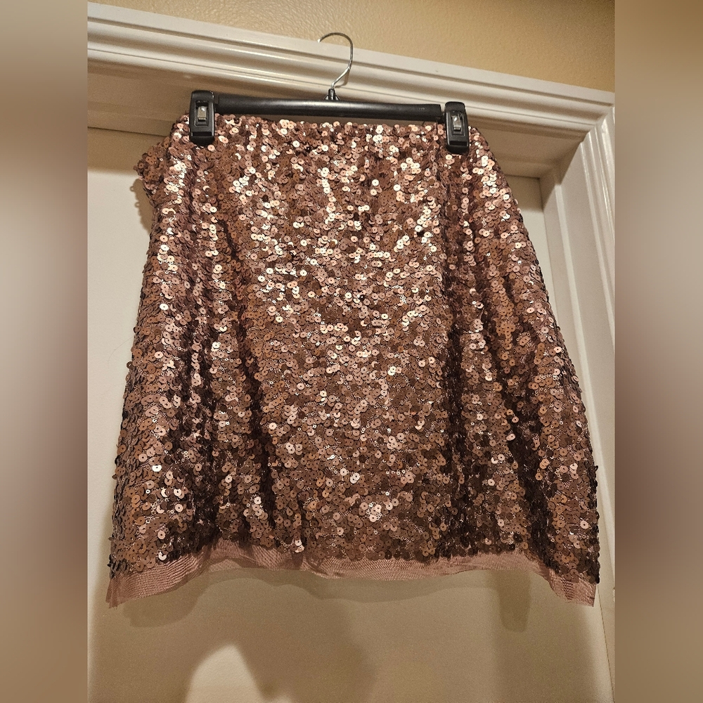 Lauren Conrad rose gold sequin skirt EUC